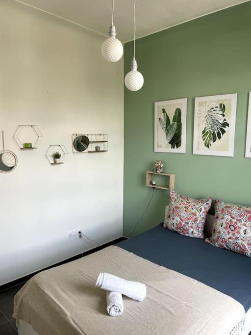 Apartment Le Triomphe Central, 8 Pax 3 Marseilles