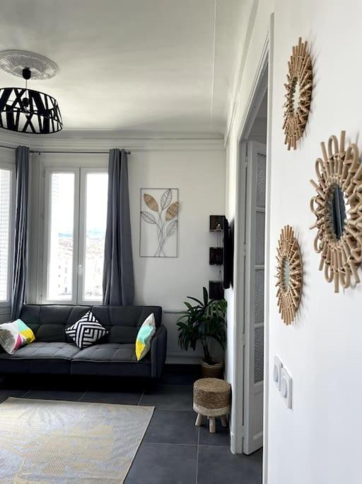 Le Triomphe Central, 8 Pax 3 Appartement